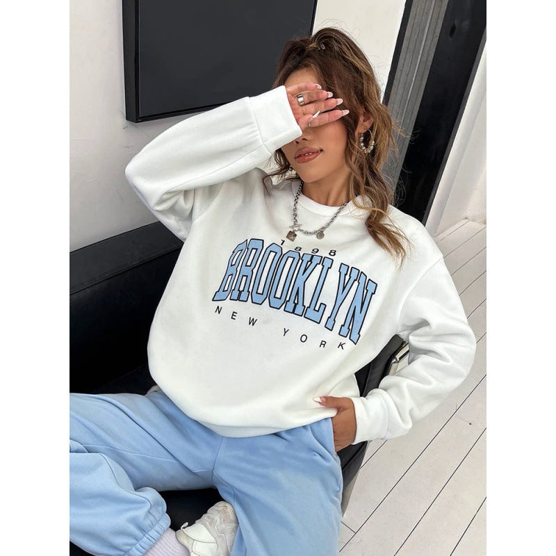 Sweatshirt Damen weiß lässig mit Brooklyn-Print - 4 - Atelier-Zofia