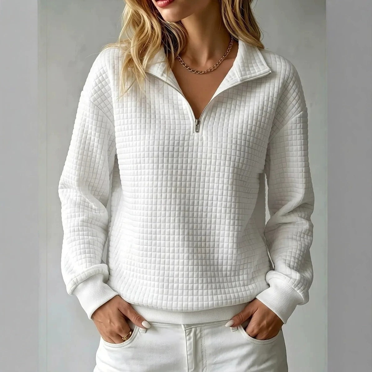 Sweatshirt Damen weiß mit Stehkragen und Reißverschluss - 1 - Atelier-Zofia