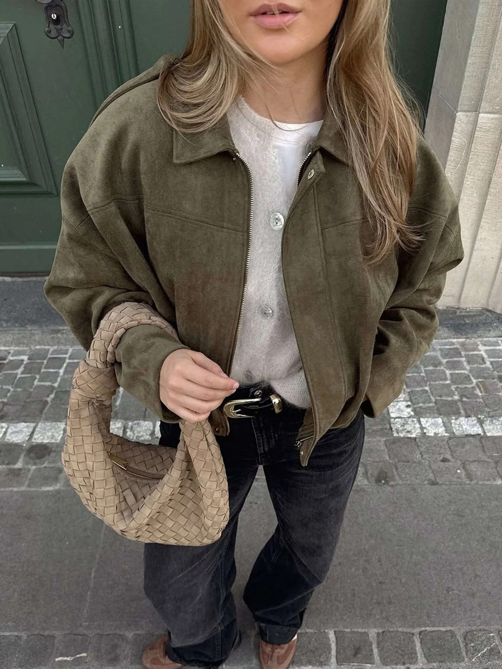 Damen Jacke olivgrün oversized mit cropped Schnitt - 3 - Atelier-Zofia