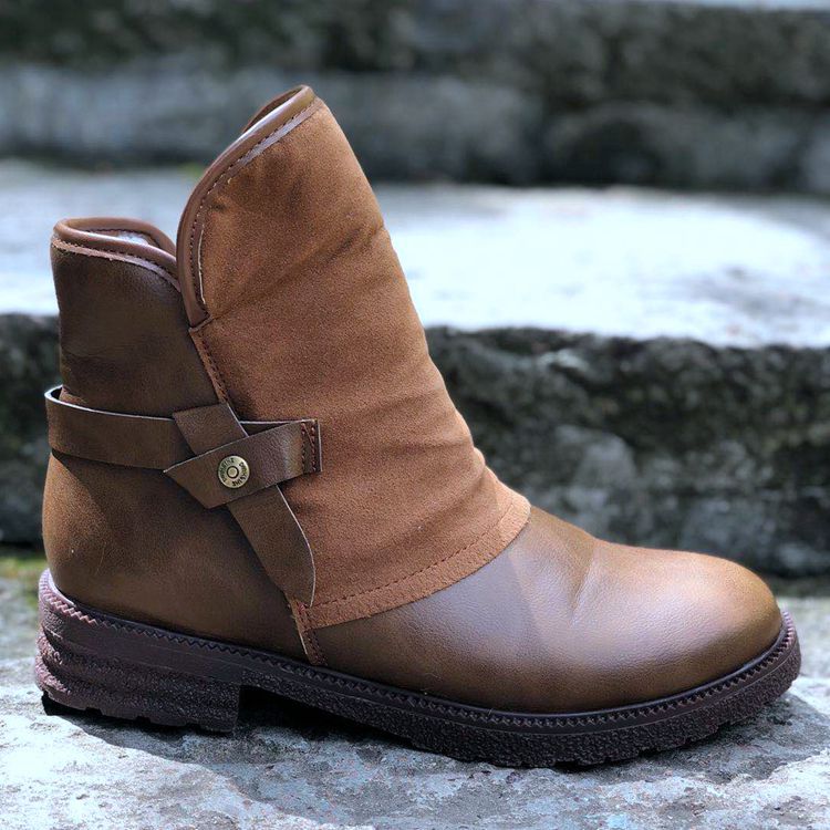 Damenstiefel im lässigen Schnitt mit verstellbarem Riemen - 1 - Atelier-Zofia