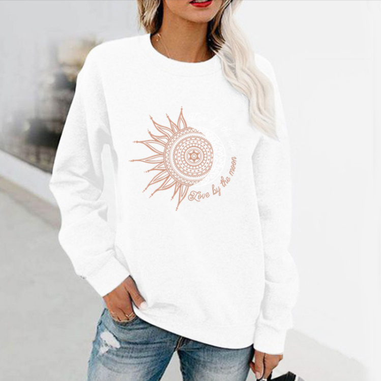 Damen Sweatshirt im lässigen Casual-Stil mit auffälligem Druck - 2 - Atelier-Zofia