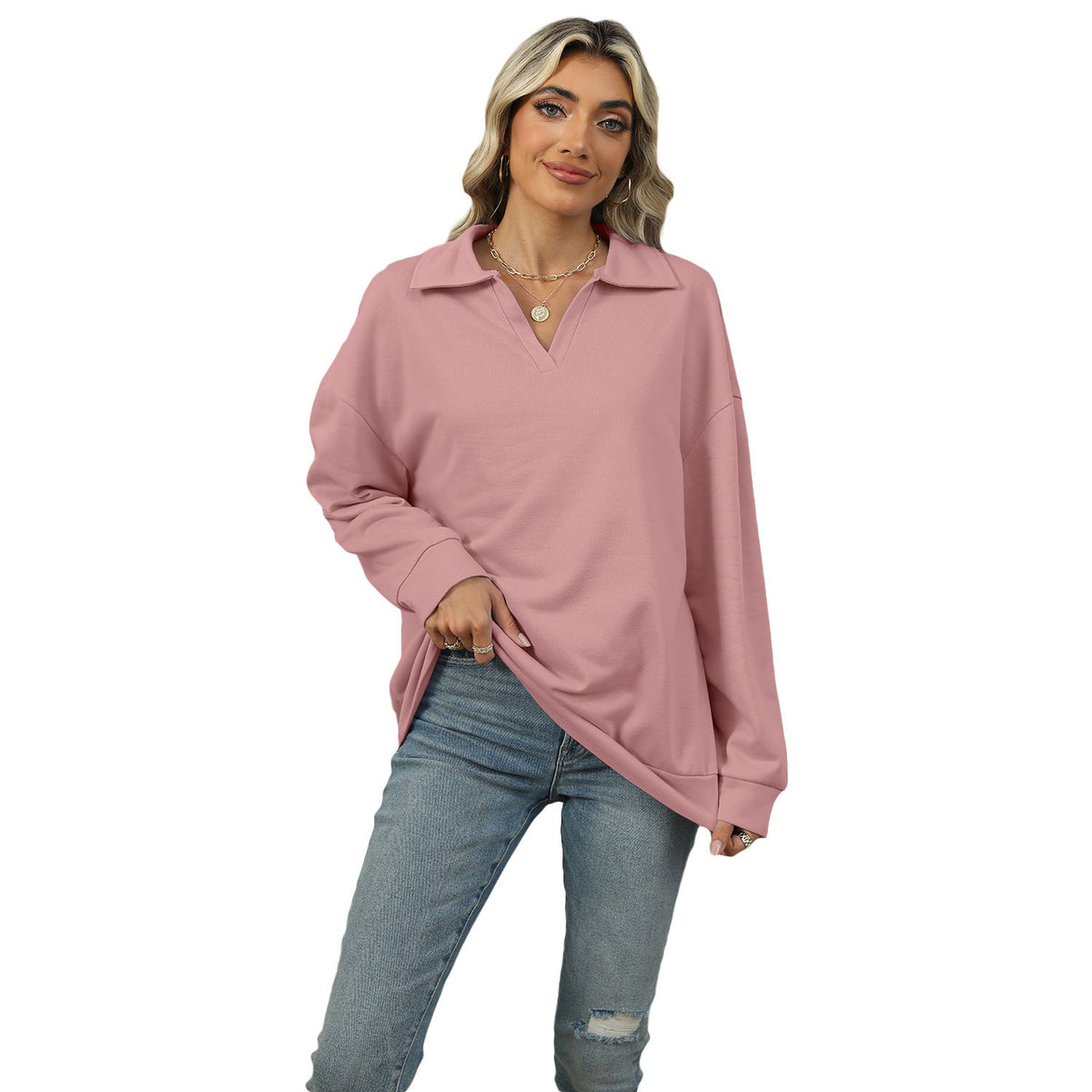 Damen Sweatshirt im lockeren Schnitt mit stylischem V-Ausschnitt und Revers - 1 - Atelier-Zofia