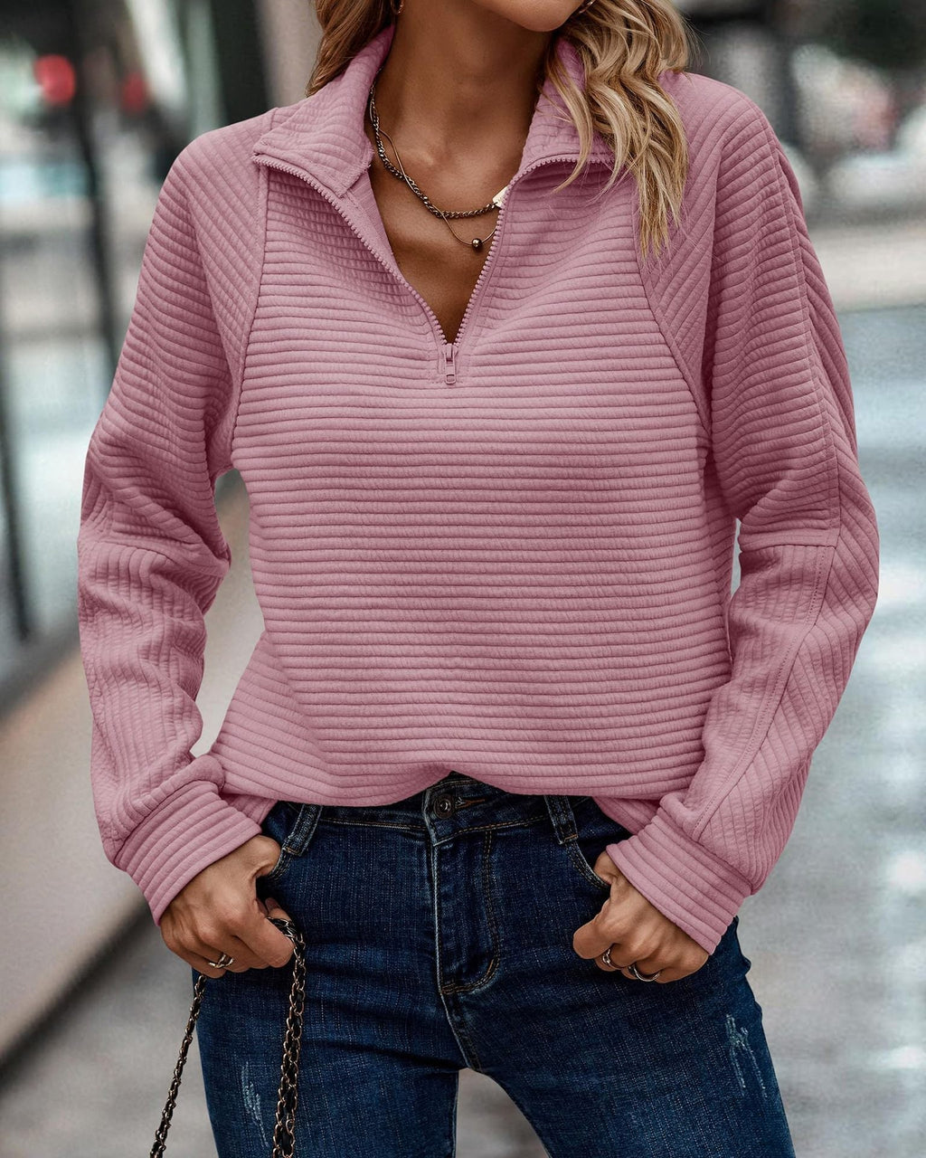 Damen Pullover-Hoodie mit modernem Stehkragen und Reißverschluss - 3 - Atelier-Zofia