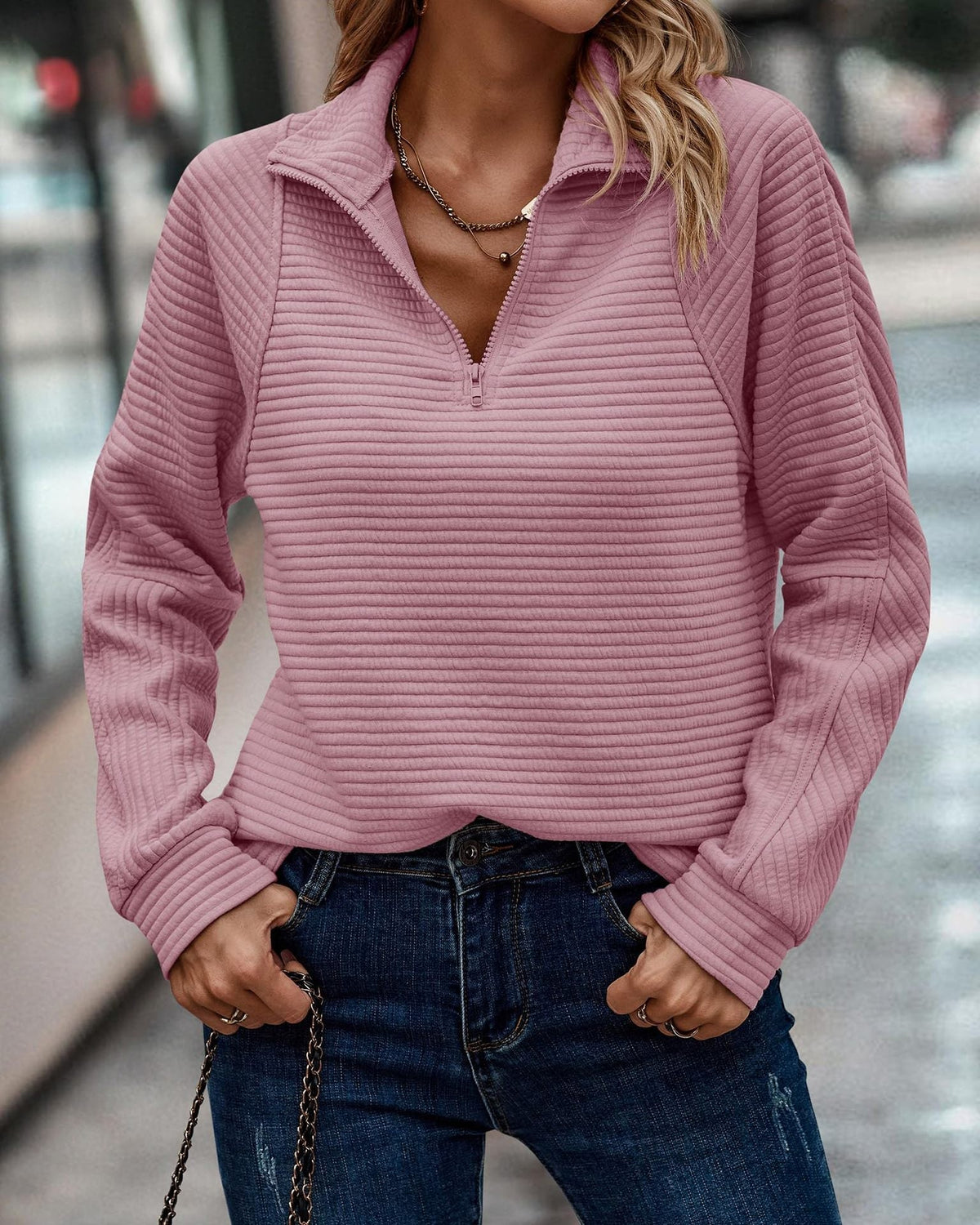 Damen Pullover-Hoodie mit modernem Stehkragen und Reißverschluss - 3 - Atelier-Zofia