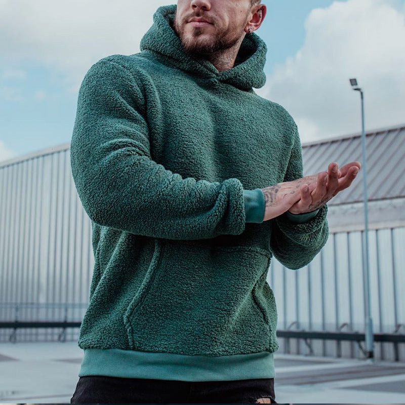 Bequemer Herren Kapuzenpullover mit geräumiger Tasche und langen Ärmeln - 2 - Atelier-Zofia