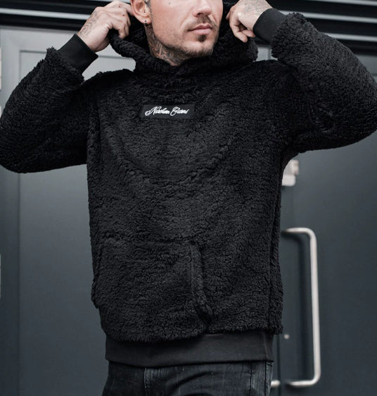 Bequemer Herren Kapuzenpullover mit geräumiger Tasche und langen Ärmeln - 5 - Atelier-Zofia