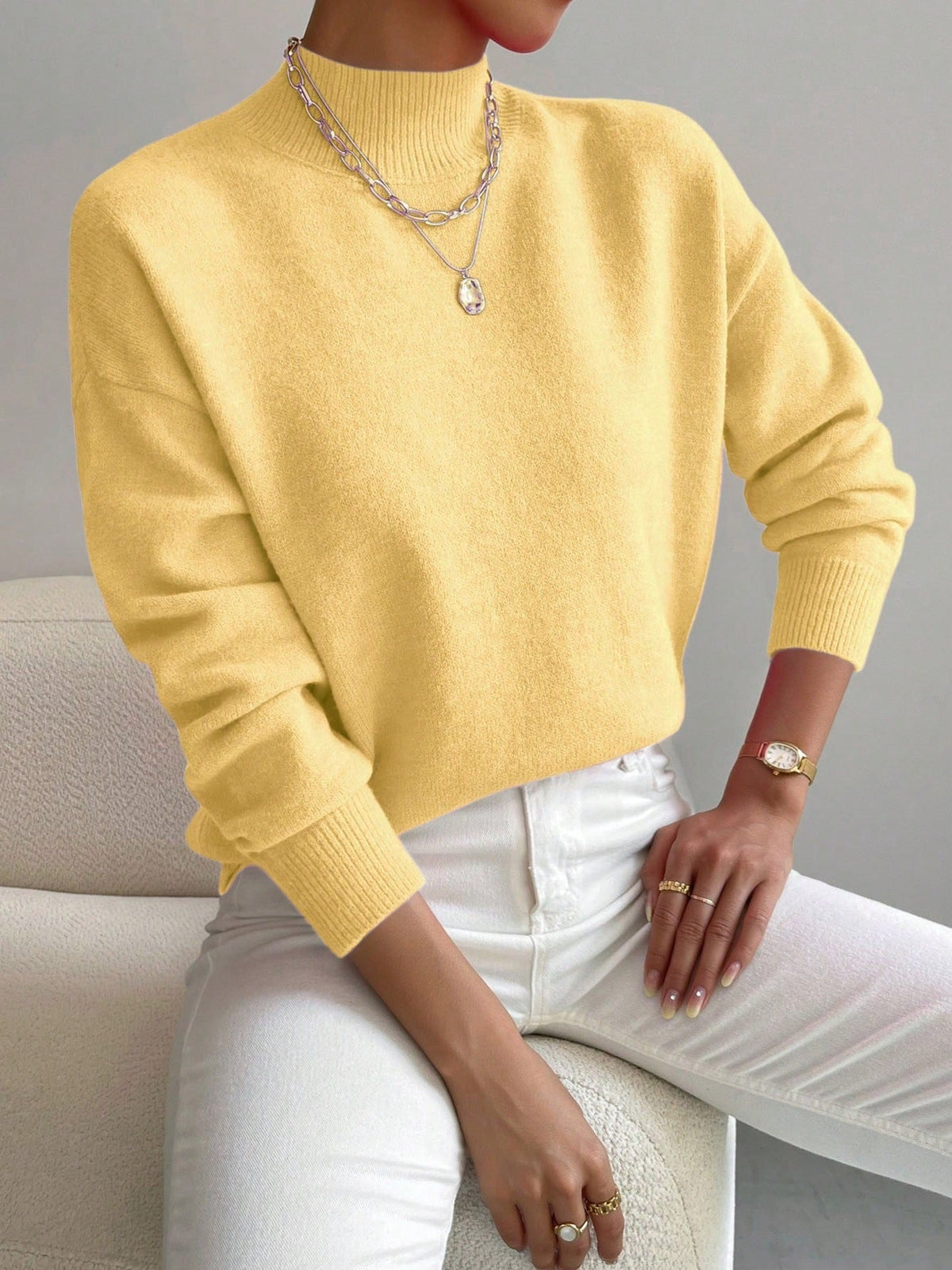 Damen Pullover mit lässigem Schnitt und mittelhohem Kragen - 5 - Atelier-Zofia
