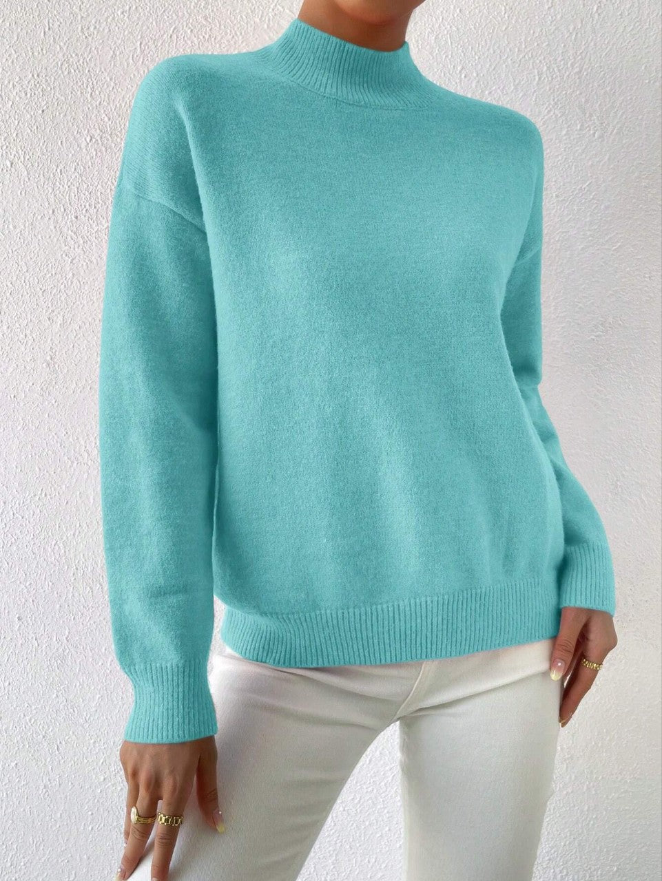 Damen Pullover mit lässigem Schnitt und mittelhohem Kragen - 6 - Atelier-Zofia