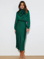 Elegantes Midi Kleid für Damen mit hochgeschlossenem Kragen und langen Ärmeln - 11 - Atelier-Zofia