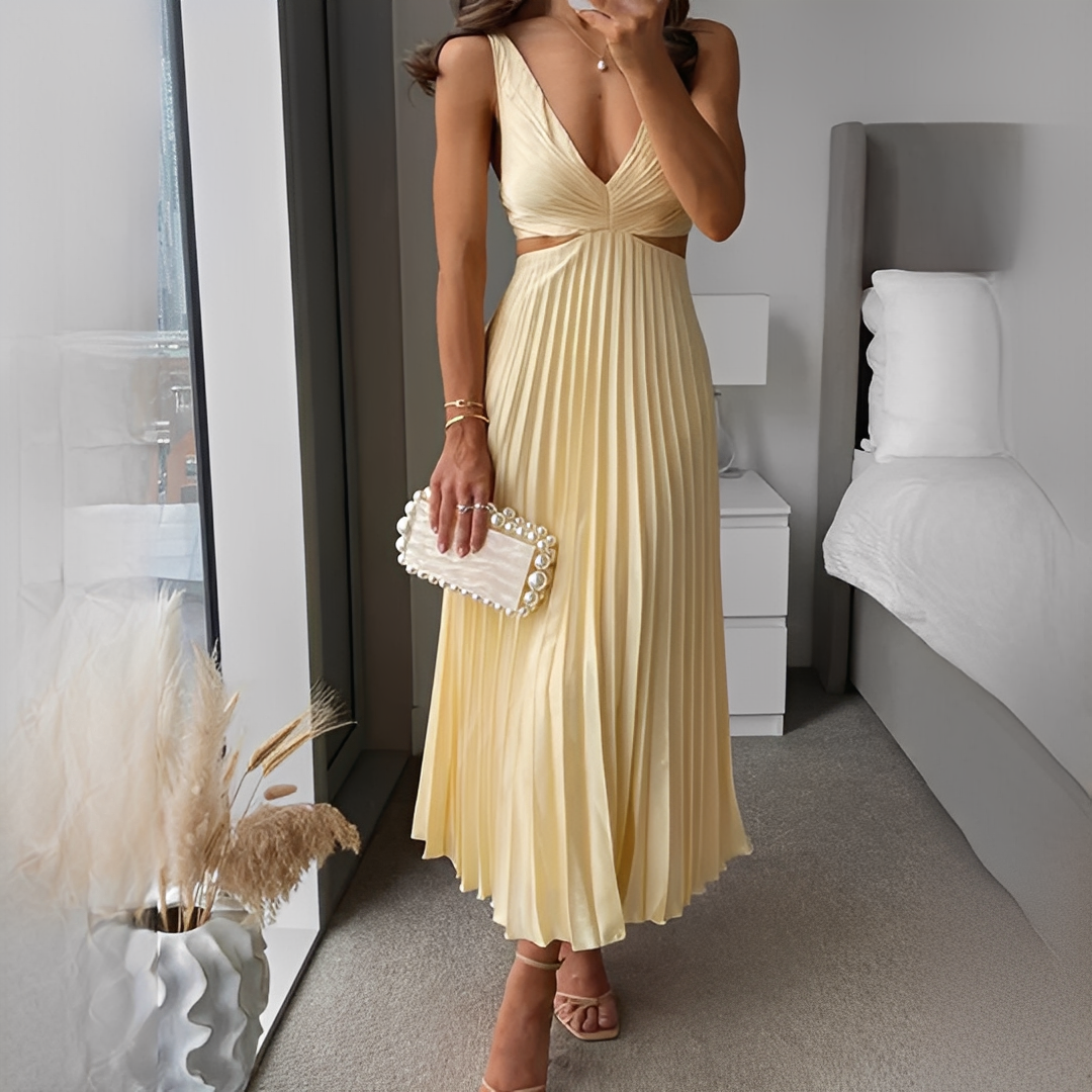 Emily – Elegant Pleated Maxi Dress - Image 1