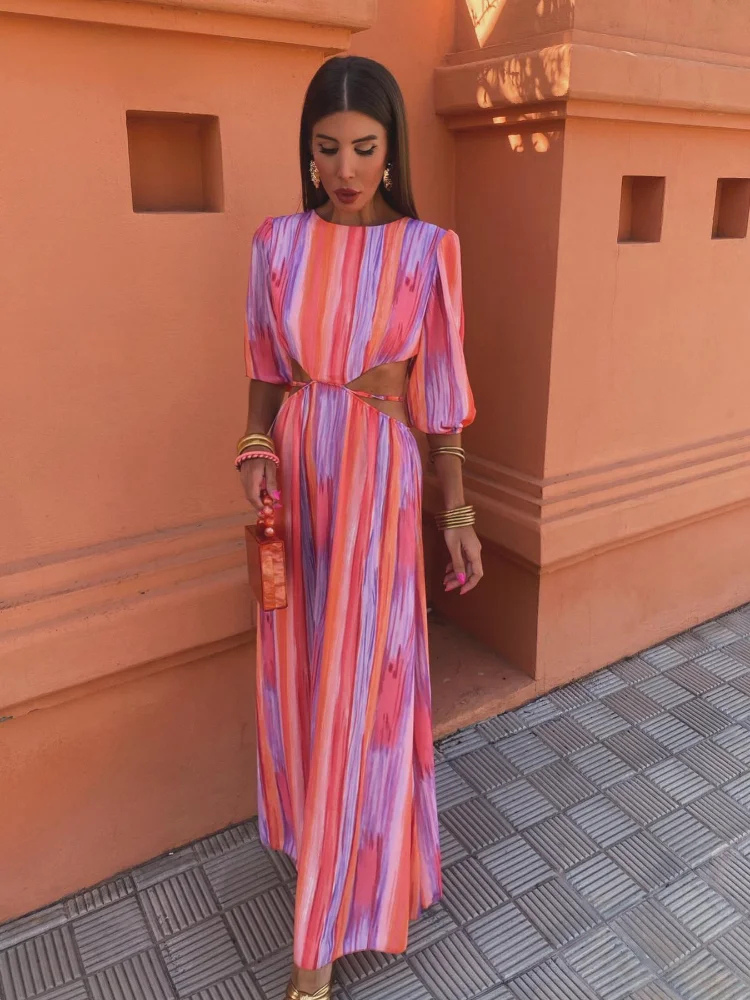 Helga – Summer dress with backless design - Image 1