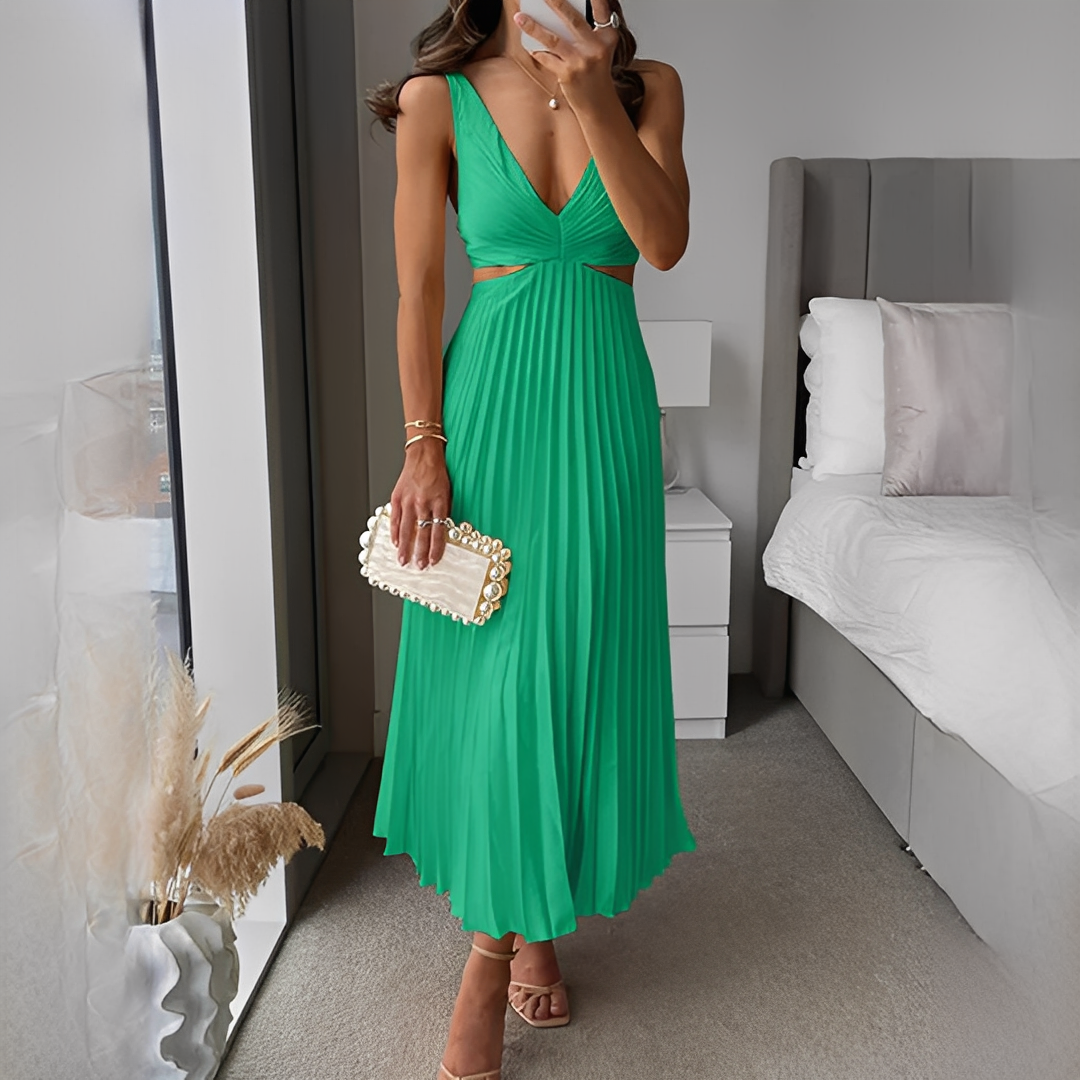 Emily – Elegant Pleated Maxi Dress - Image 2