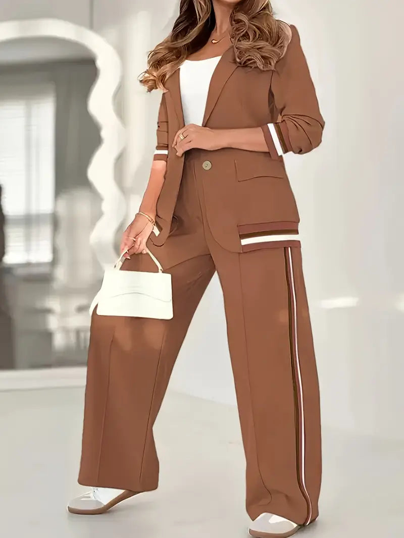 Elegantes Damen-Set: Blazer und weit geschnittene Hose mit sportlichem Flair - J&B - 8 - Atelier-Zofia