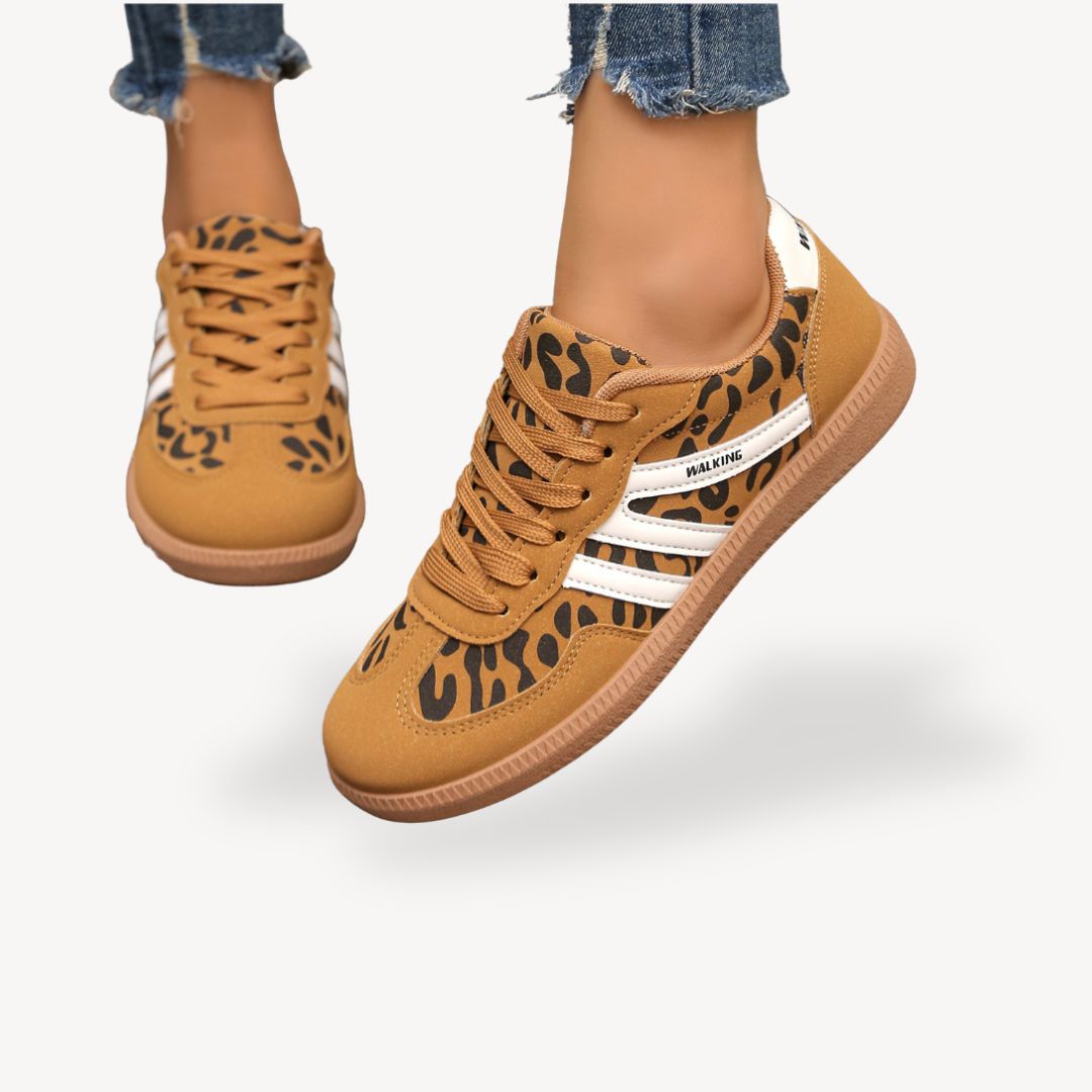 Natalia – Klasyczne damskie sneakersy z miejskim charakterem - 1 - Atelier-Zofia