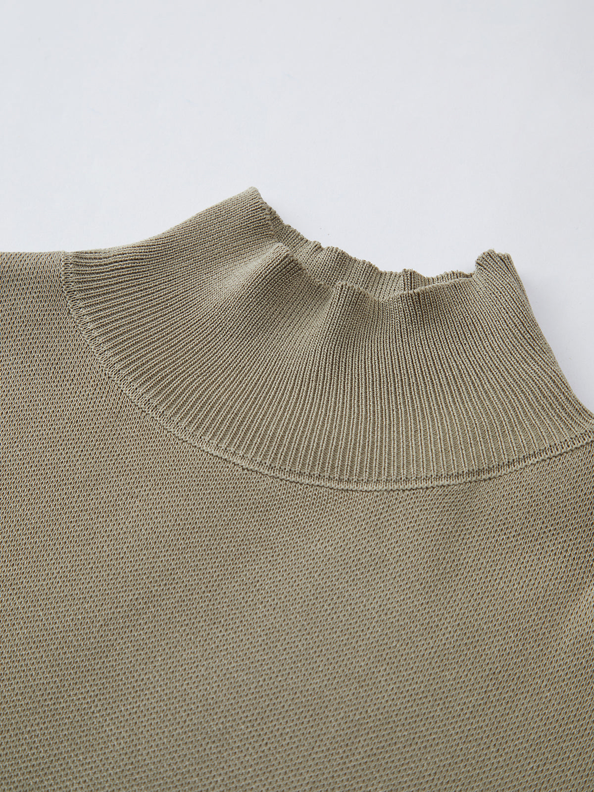 Alina – Damen Feinstrick-Shirt mit Stehkragen und Flügelärmeln