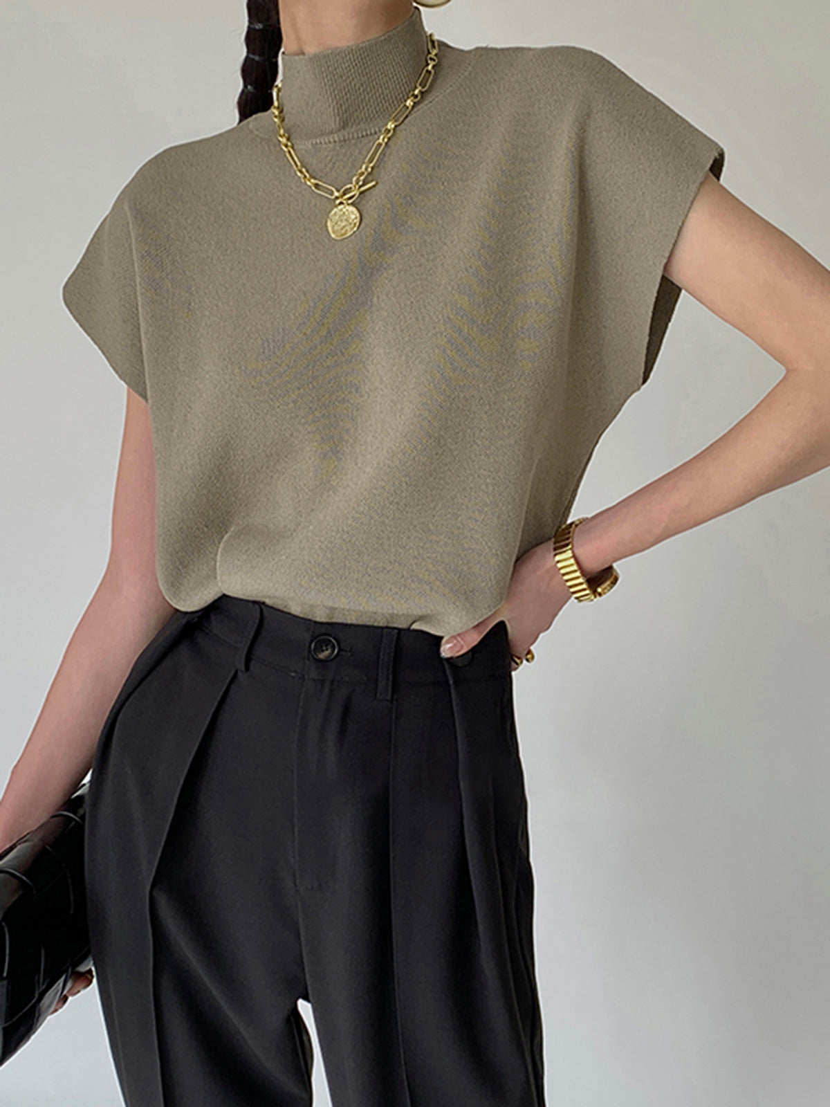 Alina – Damen Feinstrick-Shirt mit Stehkragen und Flügelärmeln