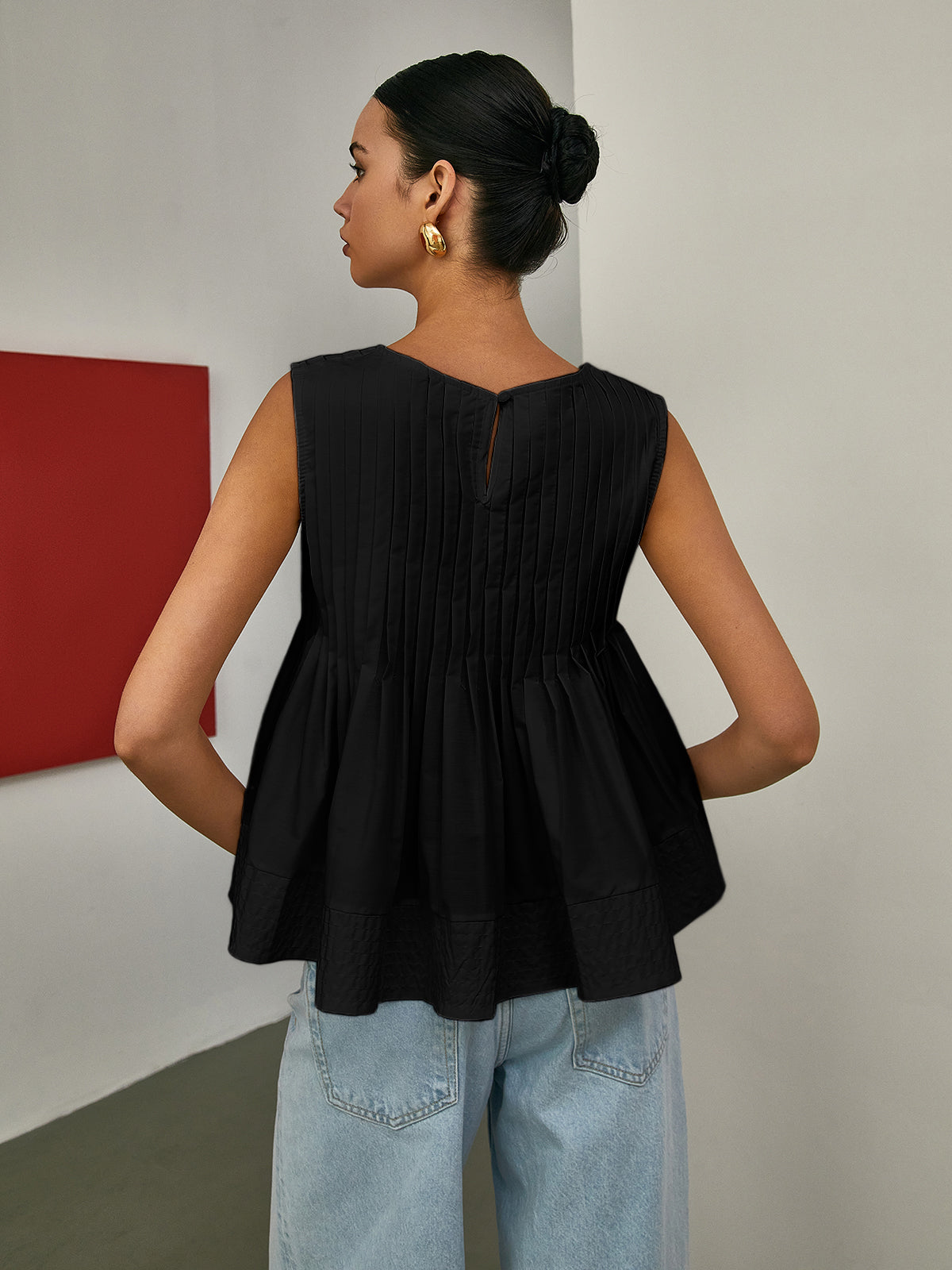 Ava – Pleated Peplum Sleeveless Blouse - Image 6