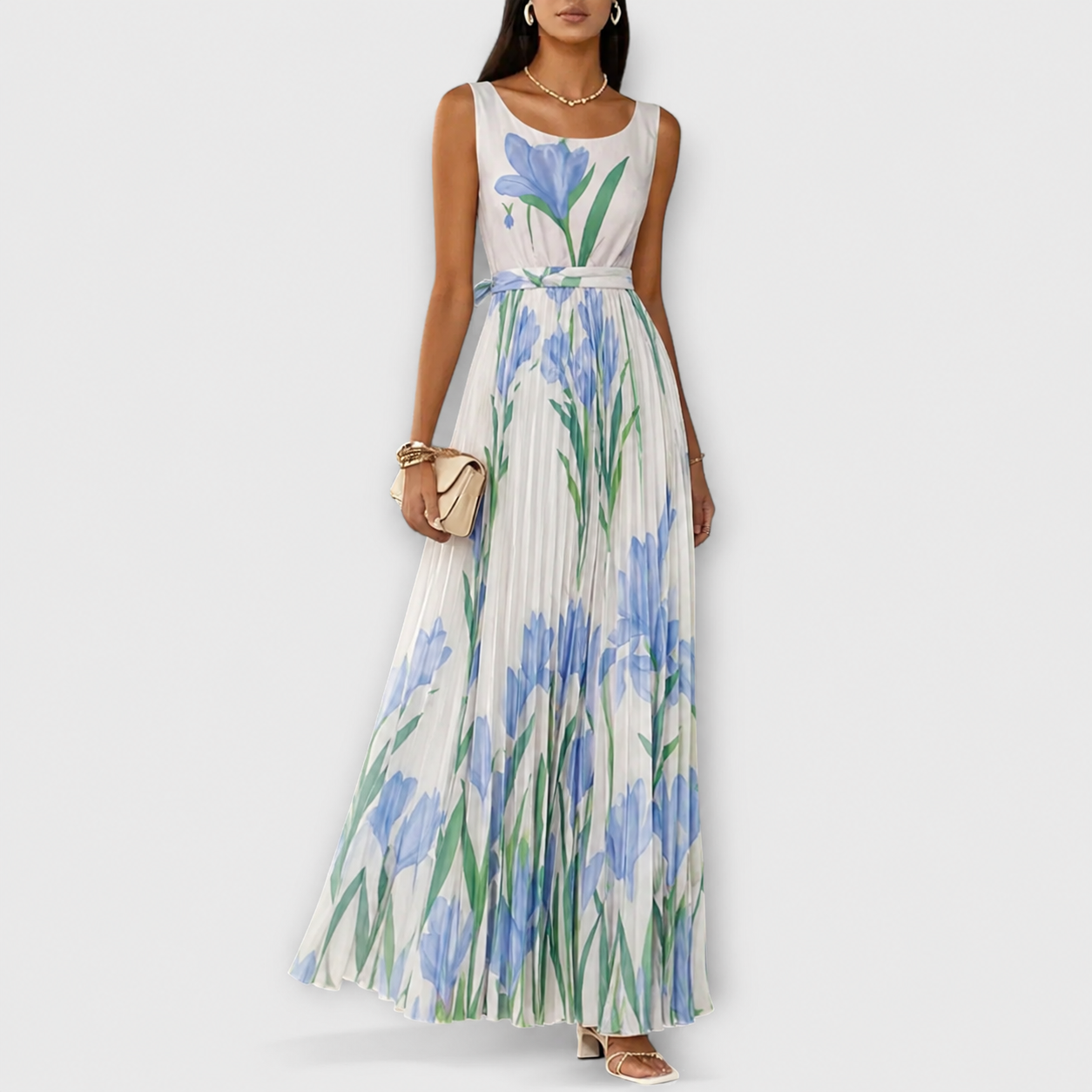 Karin – Damenkleid mit Blumenmuster und Falten