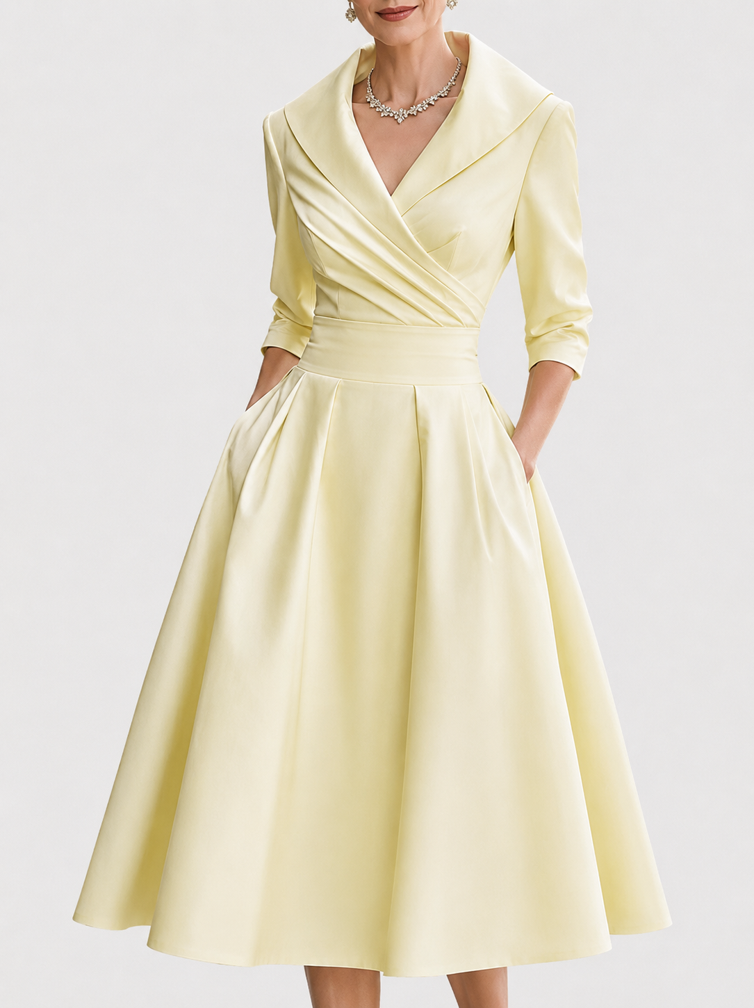 Ewelina – Elegantes Damen A-Linienkleid mit Wickelkragen