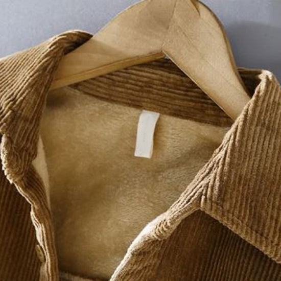 Elegante Herren Cordjacke mit Knöpfen und praktischen Taschen - J&B - 6 - Atelier-Zofia