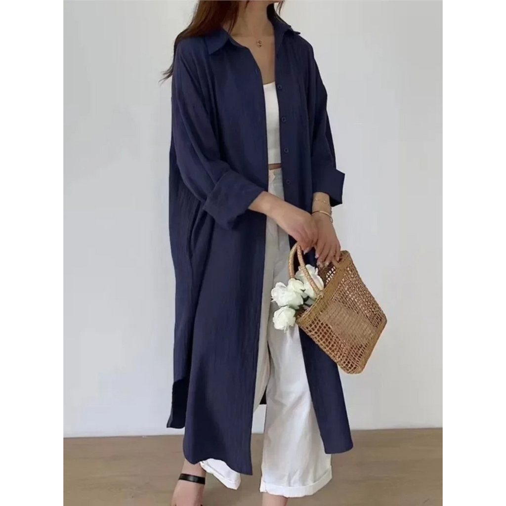 Modische Damenjacke mit Knopfdetails, lockerer Passform und langem Schnitt - J&B - 4 - Atelier-Zofia
