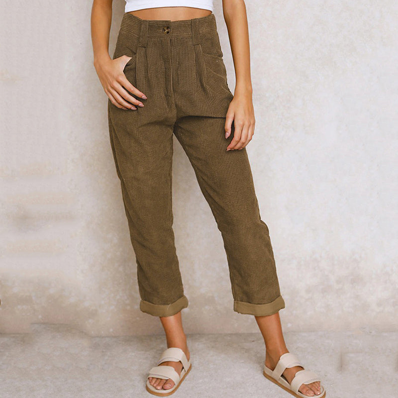 Isabela – Hochgeschnittene Damenhose mit schmal zulaufendem Bein