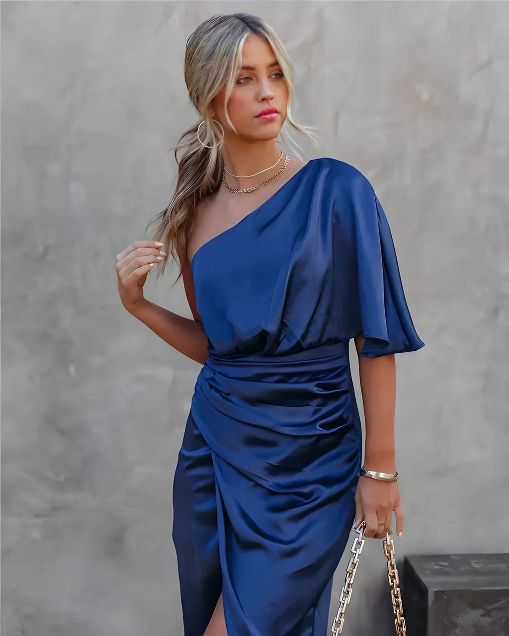 Alba – Drapiertes Asymmetrisches Midi-Kleid für Damen