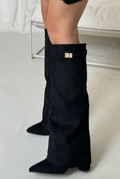 Elegante kniehohe Stiefel für Damen - J&B mit geradem Schaft und spitzem Ende - 1 - Atelier-Zofia