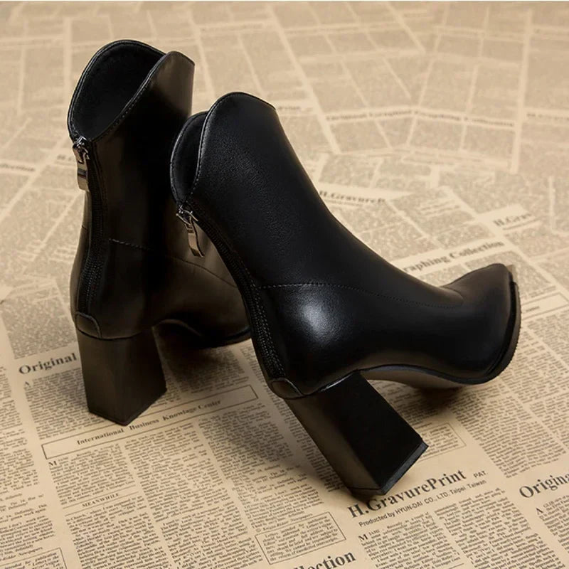 Merle – Chrome Tip Chelsea Leather Boot - Image 7