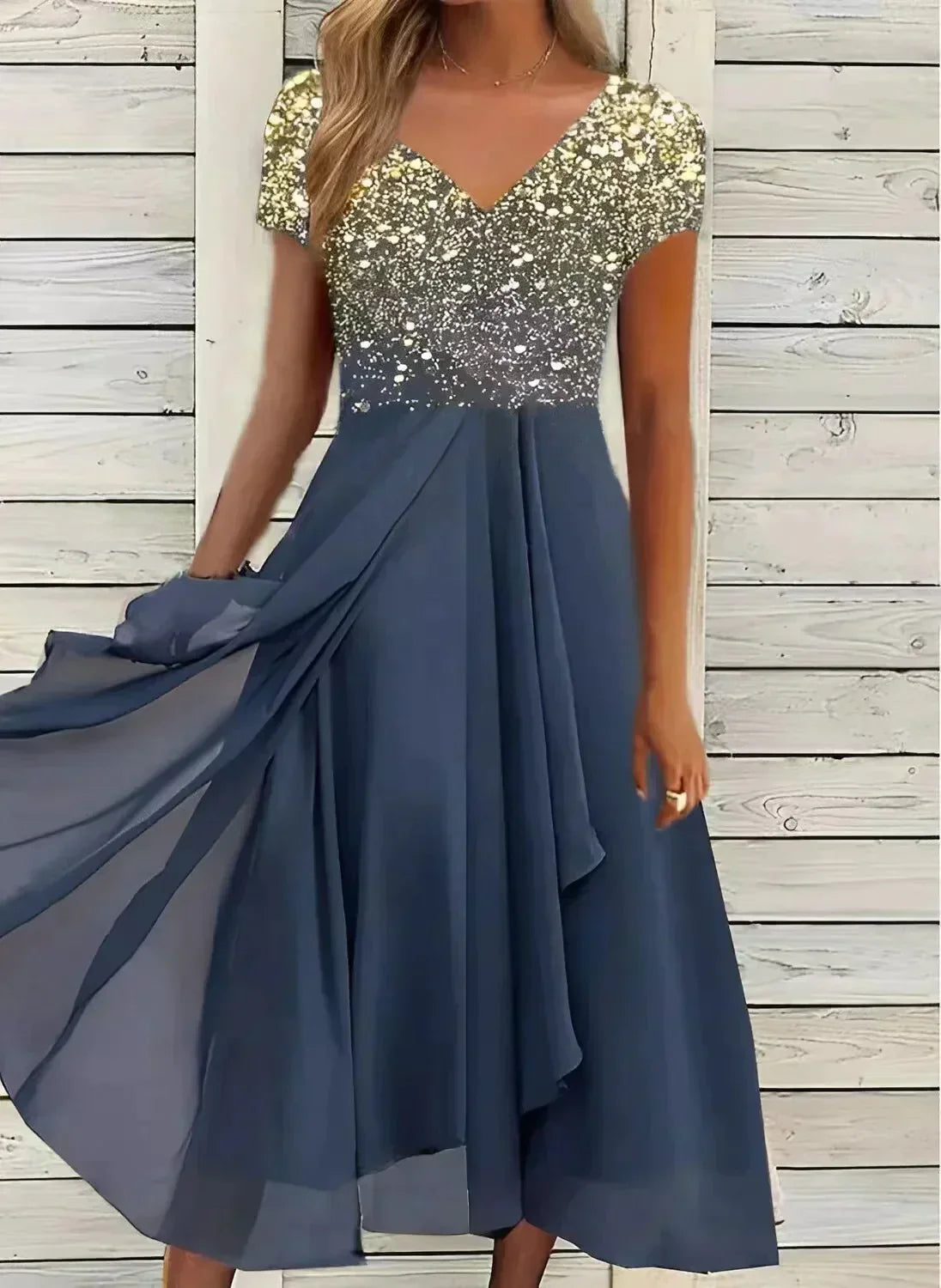Isabella – Elegantes Midikleid mit V-Ausschnitt