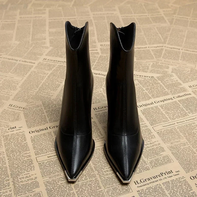 Merle – Chrome Tip Chelsea Leather Boot - Image 6