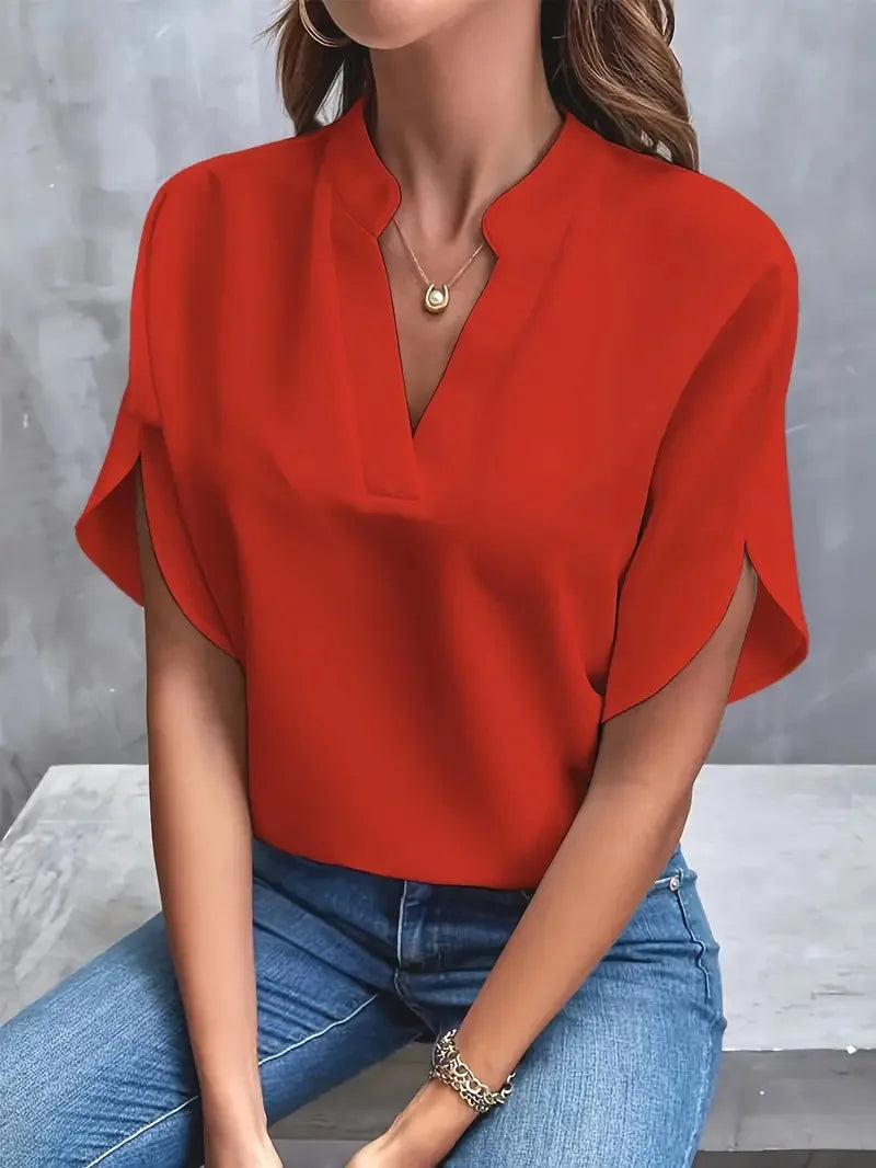 Emily – Stilvolle fließende Bluse mit V-Ausschnitt