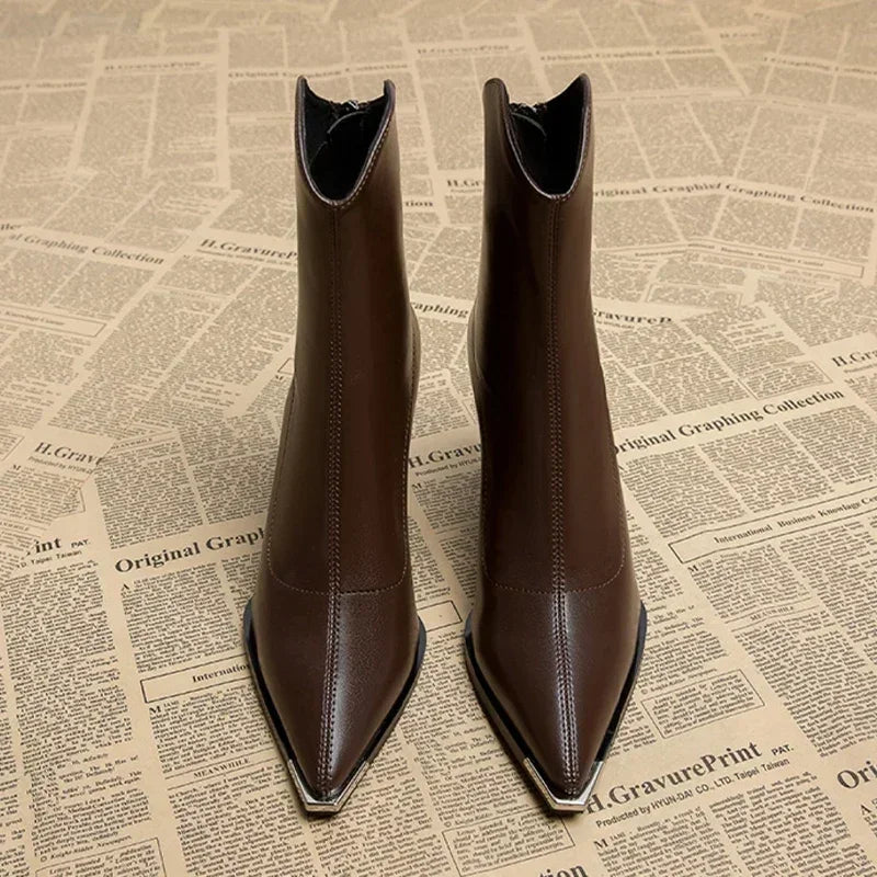 Merle – Chrome Tip Chelsea Leather Boot - Image 9