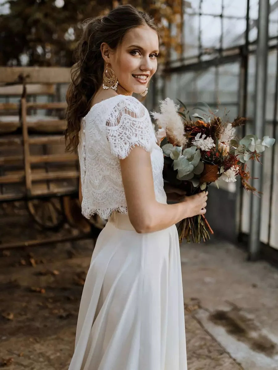 Alba – Zweiteiliges Brautkleid mit Spitzenoberteil und fließendem Rock