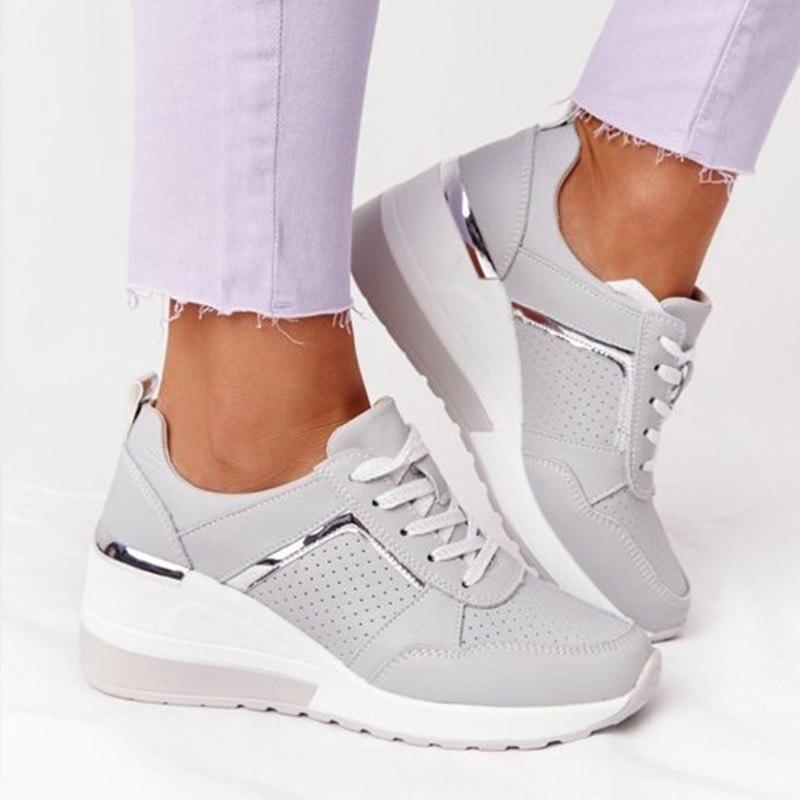 Air Sneakers | Nooit meer pijnlijke voeten in de kleur Beige voor dames in stijl geschikt voor alle seizoenen.