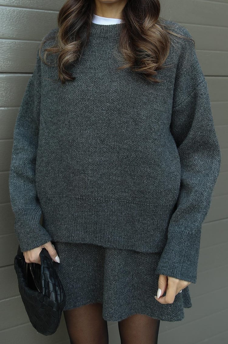 Charmantes Strick-Set: Pullover und Rock für jeden Anlass – J&B - 12 - Atelier-Zofia