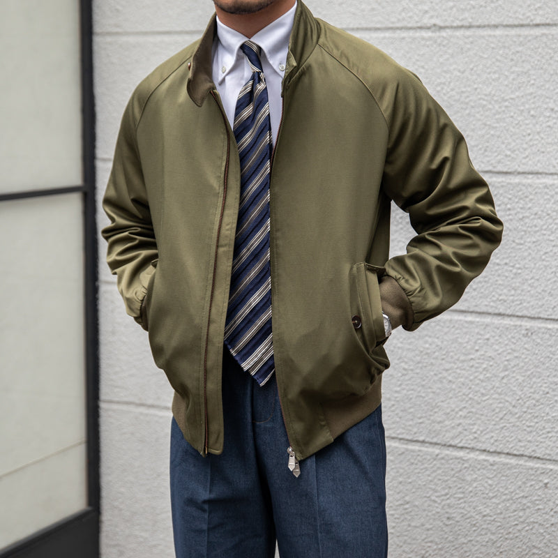 Moderne Herren Bomberjacke mit Stehkragen - J&B - 3 - Atelier-Zofia