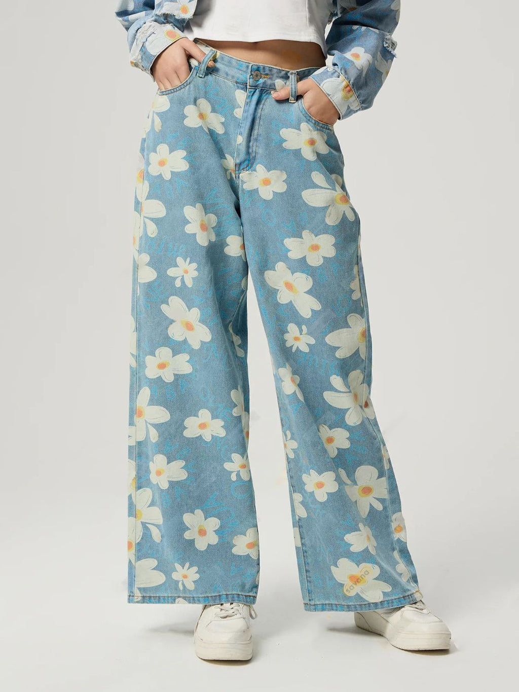 Lily – Women Floral Print Wide-Leg Trousers - Image 1