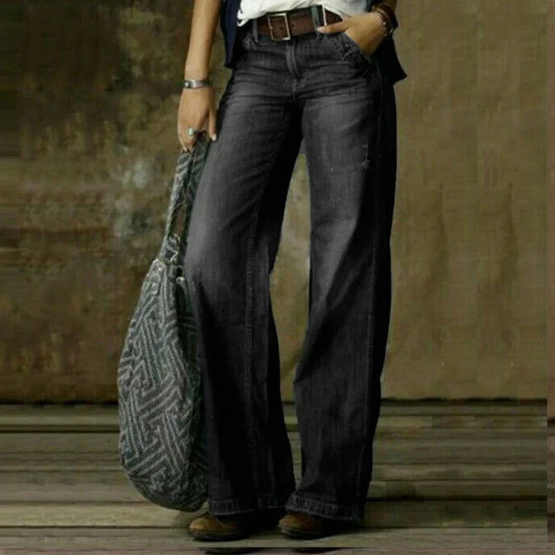 Camila – Weit geschnittene Damenjeans
