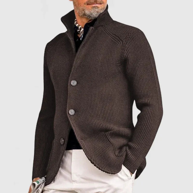 Moderne Strickjacke Herren mit hohem Kragen und Knopfdetails | A&Z - 5 - Atelier-Zofia