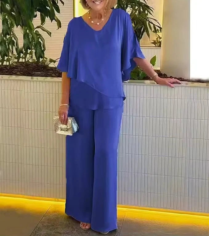 Stylisches Damen-Outfit mit V-Ausschnitt und weitem Schnitt | A&Z - 1 - Atelier-Zofia