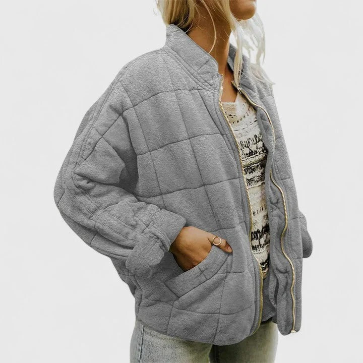 Lässige gesteppte Jacke Damen mit Reißverschluss und praktischen Taschen | A&Z - 5 - Atelier-Zofia