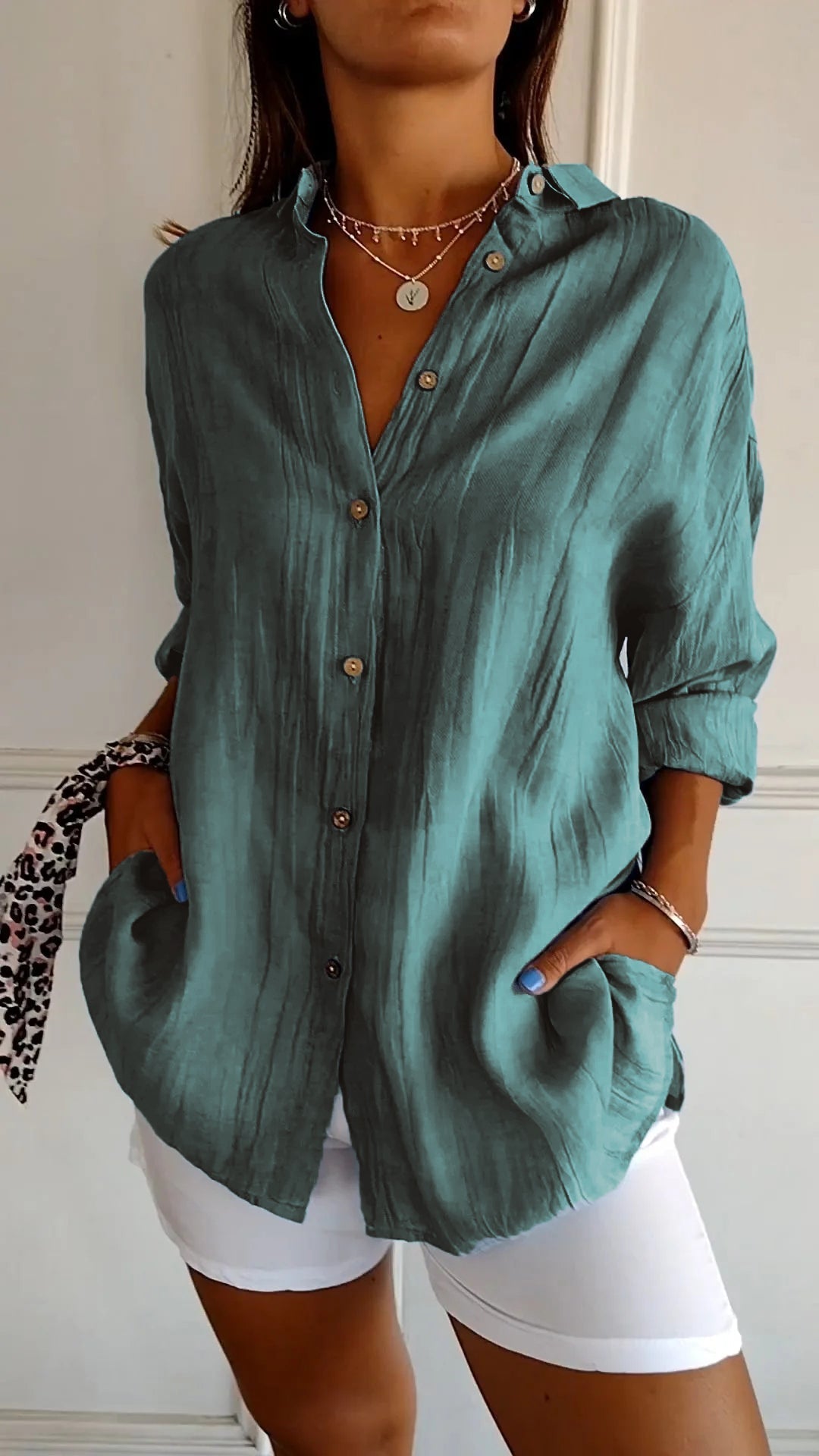 Laura –  Sommerbluse mit Knopfleiste
