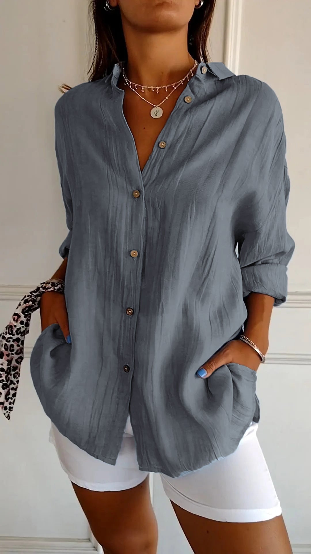 Laura –  Sommerbluse mit Knopfleiste