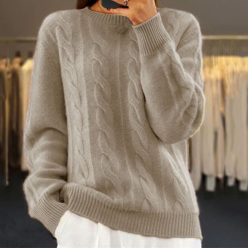 Grace – Klassischer Damen-Strickpullover mit Zopfmuster