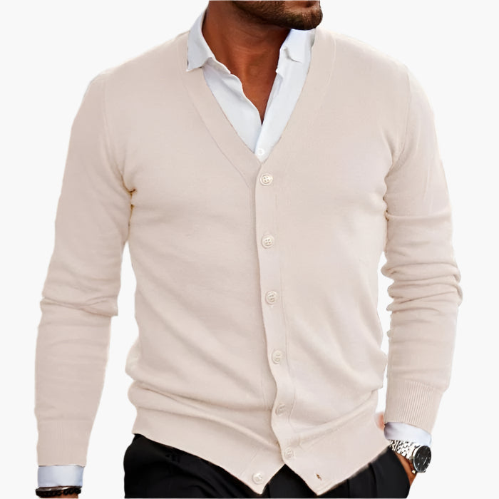 Elegante Herren-Strickjacke mit V-Ausschnitt und funktionalen Taschen - J&B - 6 - Atelier-Zofia
