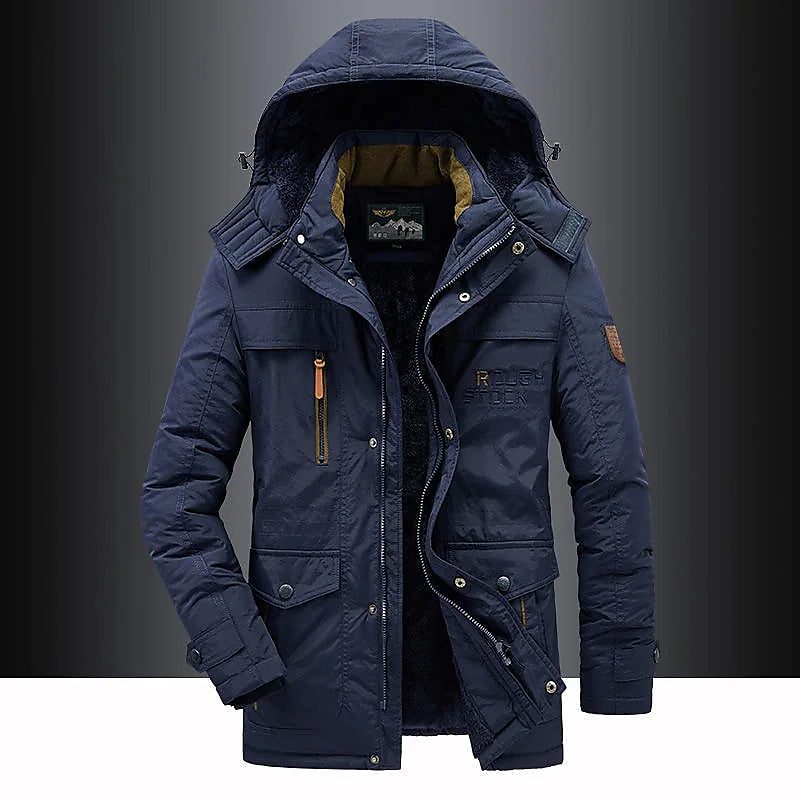 Winterjacke Damen mit Kapuze und praktischen Taschen - 3 - Atelier-Zofia